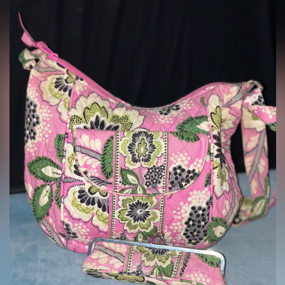 Vera Bradley shoulder purse and change wallet